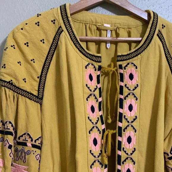 Free People Women’s Embroidered Linen Blend Blouse Jacket Mustard Hippie Boho M - Picture 2 of 12